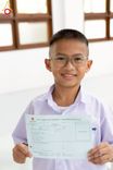 ภาพ No.230318:วันจันทร์ที่ 30 มิถุนายน พ.ศ. 2568 เจ้าอาวาสวัดพระธรรมกาย เยี่ยมอนุโมทนาให้กำลังใจ บุคลากรทางการแพทย์-เจ้าหน้าที่ผู้ปฏิบัติงาน โครงการรถตัดแว่นสายตาเคลื่อนที่สภากาชาดไทย เพื่อเด็กนักเรียนในชนบท พื้นที่จังหวัดปทุมธานี