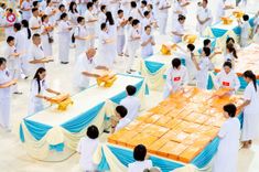 ภาพ No.215497:วันอาทิตย์ต้นเดือนที่ 6 เมษายน พ.ศ. 2568 ขบวนอัญเชิญผ้าป่าสมทบ มหาสังฆทาน 40,000 กว่าวัดทั่วประเทศ ณ สภาธรรมกายสากล วัดพระธรรมกาย