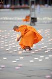 ภาพ No.240958:วันพุธที่ 27 สิงหาคม พ.ศ. 2568 พิธีจุดประทีป ในวันธรรมชัย ณ วัดพระธรรมกาย