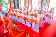ภาพ No.181230:พิธีบรรพชาอุปสมบท ณ วัดเกาะแก้วประชานุรักษ์ ต.ชัยนาม อ.วังทอง จ.พิษณุโลก ในโครงการบรรพชาอุปสมบท บูชาธรรมมหาปูชนียาจารย์ วันที่ 8 ธันวาคม พ.ศ. 2567