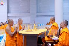 ภาพ No.159529:สัมมนาพิเศษและพิธีมอบองค์พระธรรมกาย 2,000 องค์ ณ ห้องแก้วสารพัดนึก 1 วัดพระธรรมกาย วันอาทิตย์ต้นเดือนที่ 6 ตุลาคม พ.ศ. 2567