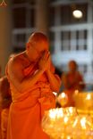 ภาพ No.241049:วันพุธที่ 27 สิงหาคม พ.ศ. 2568 พิธีจุดประทีป ในวันธรรมชัย ณ วัดพระธรรมกาย