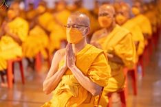 ภาพ No.48318:ประมวลภาพพิธีจุดประทีป เนื่องในวันอาสาฬหบูชา ประจำปี 2565