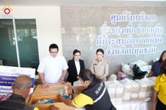ภาพ No.159384:วัดพระธรรมกาย มูลนิธิธรรมกาย คณะศิษยานุศิษย์ฯ มอบถุงยังชีพ ข้าวสารอาหารแห้ง สมทบศูนย์รับบริจาคช่วยเหลือ ผู้ประสบภัยภาคเหนือ จังหวัดปทุมธานี มอบชุดอาหารปรุงสุกใหม่ ส่งแรงใจแก่เจ้าหน้าที่ผู้ปฏิบัติงาน และจิตอาสา วันที่ 27 กันยายน พ.ศ. 2567