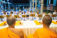 ภาพ No.188899:พิธีถวายภัตตาหารเป็นสังฆทาน แด่พระธรรมยาตรา ในโครงการธรรมยาตรา กตัญญูบูชา มหาปูชนียาจารย์ พระมงคลเทพมุนี(สด จนฺทสโร) พระผู้ปราบมาร ปีที่ 13 ณ อนุสรณ์สถานมหาวิหารพระมงคลเทพมุนี (โลตัสแลนด์) อ.สองพี่น้อง จ.สุพรรณบุรี วันที่ 4 มกราคม พ.ศ.2568