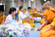 ภาพ No.235307:วันที่ 27 กรกฎาคม พ.ศ. 2568 พิธีตักบาตรฉลองพระใหม่ โครงการบรรพชาและอุปสมบทมู่รุ่นเข้าพรรษา ณ วัดพระธรรมกาย