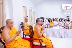 ภาพ No.234568:วันอาทิตย์ที่ 20 กรกฎาคม  พ.ศ.2568 พิธีทอดผ้าป่าภาคพื้นอเมริกา พิธีเจริญพระพุทธมนต์ ฉลองอาคารแก้วธรรมชัยรัตนอนันต์ วัดพระธรรมกายเทนเนสซี ประเทศสหรัฐอเมริกา
