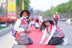 ภาพ No.191372:V.49 สารพัดV สารพัดดี ที่ธรรมยาตรา ในโครงการธรรมยาตรา กตัญญูบูชา มหาปูชนียาจารย์ พระมงคลเทพมุนี(สด จนฺทสโร) พระผู้ปราบมาร อนุสรณ์สถาน 7 แห่ง ปีที่ 13 ระหว่างวันที่ 2-31 มกราคม พ.ศ. 2568