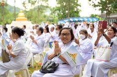 ภาพ No.238314:วันเสาร์ที่ 9 สิงหาคม พ.ศ. 2568 พิธีกลั่นแผ่นดิน โปรยทราย และจุดประทีปถวายเป็นพุทธบูชา จ.ระยอง สถาปนาองค์พระเจดีย์เพื่อสร้างสันติภาพโลก ณ ศูนย์ปฏิบัติธรรมระยอง(บ้านช่องลม) ต.บางบุตร อ.บ้านค่าย จ.ระยอง