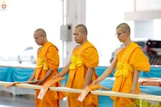 ภาพ No.240914:วันพุธที่ 27 สิงหาคม พ.ศ. 2568 พิธีทอดผ้าป่าเพื่อสร้างอาคาร  82 ปี หลวงพ่อธัมมชโย สมทบกฐินวัดพระธรรมกาย และกฐิน 30,000 วัดทั่วประเทศ ครั้งที่ 1