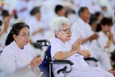 ภาพ No.236142:วันที่ 3 สิงหาคม พ.ศ. 2568 พิธีบูชาข้าวพระ ณ สภาธรรมกายสากล วัดพระธรรมกาย