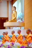 ภาพ No.236037:วันที่ 3 สิงหาคม พ.ศ. 2568 พิธีบูชาข้าวพระ ณ สภาธรรมกายสากล วัดพระธรรมกาย