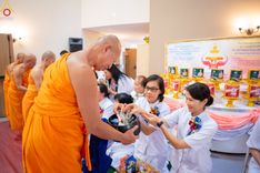 ภาพ No.91227:พิธีสมโภชพระประธาน "พระธรรมกาย" , พิธีเปิดไฟมงคลและเปิดไฟส่องสว่างรัศมีดวงธรรมพระประธาน "พระธรรมกาย" , พิธีทอดผ้าป่าภาคพื้น 19 วัดศูนย์สาขาภาคพื้นอเมริกา  และพิธีมุทิตาสักการะพระมหาเถระ พระเถระ ประจำปี 2566 วันอาทิตย์ที่ 15 ตุลาคม พ.ศ. 2566
