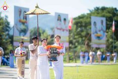 ภาพ No.174692:พิธีทอดกฐิน ศูนย์ปฏิบัติธรรมนานาชาติปาย อำเภอปาย จังหวัดแม่ฮ่องสอน พิธีวางดวงแก้ว โปรยรัตนชาติ สถาปนาอาคารปฏิบัติธรรม 80 ปี ครูบาไชยบูลย์ (หลวงพ่อธัมมชโย) วันที่ 27 ตุลาคม พ.ศ. 2567
