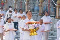 ภาพ No.200000:พิธีทอดผ้าป่าทำนุบำรุงศาสนสถาน ณ วัดบางไผ่นารถ ตำบลบางไทรป่า อำเภอบางเลน จังหวัดนครปฐม ในโครงการธรรมยาตรา กตัญญูบูชา มหาปูชนียาจารย์ พระมงคลเทพมุนี(สด จนฺทสโร) พระผู้ปราบมาร อนุสรณ์สถาน 7 แห่ง ปีที่ 13 วันที่ 22 มกราคม พ.ศ. 2568