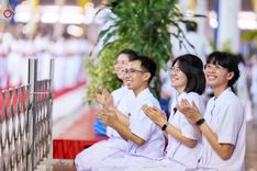 ภาพ No.178006:พิธีทอดผ้าป่าต้นสมบัติจักรพรรดิ ในวันอาทิตย์ที่ 1 ธันวาคม พ.ศ. 2567 ณ สภาธรรมกายสากล วัดพระธรรมกาย