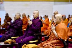 ภาพ No.236033:วันที่ 3 สิงหาคม พ.ศ. 2568 พิธีบูชาข้าวพระ ณ สภาธรรมกายสากล วัดพระธรรมกาย