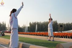 ภาพ No.191496:V.49 สารพัดV สารพัดดี ที่ธรรมยาตรา ในโครงการธรรมยาตรา กตัญญูบูชา มหาปูชนียาจารย์ พระมงคลเทพมุนี(สด จนฺทสโร) พระผู้ปราบมาร อนุสรณ์สถาน 7 แห่ง ปีที่ 13 ระหว่างวันที่ 2-31 มกราคม พ.ศ. 2568