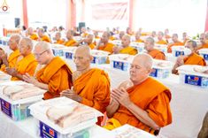 ภาพ No.234466:วันพฤหัสบดีที่ 24 กรกฎาคม พ.ศ. 2568 พิธีถวายสังฆทานแก่คณะสงฆ์ 323 วัด , พิธีมอบกองทุนหนุนแรงใจช่วยครูใต้ , พิธีทำบุญส่วนกุศลแด่ผู้วายชนม์ ในเหตุการณ์ความไม่สงบ 4 จังหวัด ชายแดนภาคใต้ (ปัตตานี , ยะลา , นราธิวาส , สงขลา) ปีที่ 21 ครั้งที่ 179 ณ วัดเวฬุวัน 