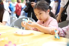 ภาพ No.81121:Lotus Lantern Festival 2023  เทศกาลโคมดอกบัว เนื่องในวันวิสาขบูชา   ของชาวพุทธทุกชาติ ทุกนิกาย ในสาธารณรัฐเกาหลีใต้ วันที่ 20-21 พฤษภาคม พ.ศ. 2566