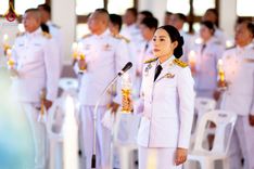 ภาพ No.237762:พิธีถวายเครื่องราชสักการะและวางพานพุ่ม และพิธีจุดเทียนถวายพระพรชัยมงคล เนื่องในโอกาสวันเฉลิมพระชนมพรรษา สมเด็จพระนางเจ้าสิริกิติ์ พระบรมราชินีนาถ พระบรมราชชนนีพันปีหลวง วันอังคารที่ 12 สิงหาคม พ.ศ. 2568  ณ อาคารปลูกศรัทธา 2 วัดพระธรรมกาย