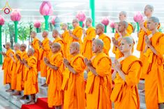 ภาพ No.256353:วันที่ 4 ตุลาคม พ.ศ. 2568 พิธีบรรพชาอุปสมบท  โครงการอุปสมบทหมู่บูชาธรรม 141 ปี  พระมงคลเทพมุนี (สด จนฺทสโร) ณ โบสถ์พระไตรปิฏก วัดพระธรรมกาย จ.ปทุมธานี