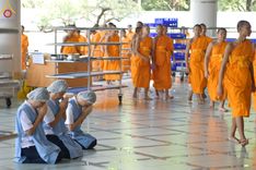 ภาพ No.186847:พิธีถวายภัตตาหารเมนูสวรรค์ "เพื่อการบรรลุธรรม" วันเสาร์ที่ 28 ธันวาคม พ.ศ.2567 ณ หอฉันคุณยายอาจารย์ฯ วัดพระธรรมกาย