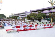 ภาพ No.235133:วันอาทิตย์ที่ 27 กรกฎาคม พ.ศ. 2568 พิธีตักบาตรพระ1,000 รูป ทำบุญเมืองพัทลุง ประธานสงฆ์ พระปริยัติวชิโรดม  เจ้าคณะจังหวัดพัทลุง ประธานฆราวาส นายรัฐศาสตร์ ชิดชู  ผู้ว่าราชการจังหวัดพัทลุง