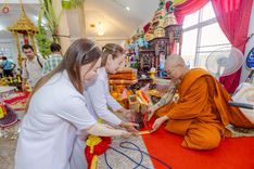 ภาพ No.250974:วันพุธที่ 8 ตุลาคม พ.ศ. 2568 พิธีทอดกฐินสามัคคีทั่วไทย 30,000 วัด โดยคณะศิษยานุศิษย์ บูชาธรรม 81 ปี หลวงพ่อธัมมชโย ณ วัดคลองตันราษฎร์บำรุง อ. บ้านแพ้ว จ. สมุทรสาคร