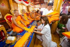 ภาพ No.173214:พิธีทอดกฐิน วัดช้างใหญ่ จ.พระนครศรีอยุธยา ในโครงการกฐินสามัคคีทั่วไทย 30,000 วัด บูชาธรรม 80 ปี หลวงพ่อธัมมชโย โดยคณะศิษยานุศิษย์วัดพระธรรมกาย วันที่ 2 พฤศจิกายน พ.ศ. 2567
