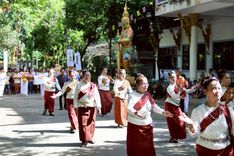 ภาพ No.257634:วันที่ 17 ตุลาคม พ.ศ. 2568 พิธีทอดกฐินสามัคคีทั่วไทย 30,000 วัด โดยคณะศิษยานุศิษย์ บูชาธรรม 81 ปี หลวงพ่อธัมมชโย ณ วัดกะทมวนาราม ต.นาบัว อ.เมืองสุรินทร์ จ.สุรินทร์