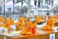 ภาพ No.208318:พิธีสวดพระพุทธมนต์ และถวายภัตตาหารเมนูสวรรค์แด่พระภิกษุ สามเณร วันที่ 15 กุมภาพันธ์ พ.ศ. 2568 ณ หอฉันคุณยายอาจารย์ฯ วัดพระธรรมกาย