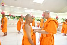 ภาพ No.256245:วันที่ 4 ตุลาคม พ.ศ. 2568 พิธีบรรพชาอุปสมบท  โครงการอุปสมบทหมู่บูชาธรรม 141 ปี  พระมงคลเทพมุนี (สด จนฺทสโร) ณ โบสถ์พระไตรปิฏก วัดพระธรรมกาย จ.ปทุมธานี