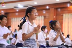 ภาพ No.200083:พิธีทอดผ้าป่าทำนุบำรุงศาสนสถาน ณ วัดบางไผ่นารถ ตำบลบางไทรป่า อำเภอบางเลน จังหวัดนครปฐม ในโครงการธรรมยาตรา กตัญญูบูชา มหาปูชนียาจารย์ พระมงคลเทพมุนี(สด จนฺทสโร) พระผู้ปราบมาร อนุสรณ์สถาน 7 แห่ง ปีที่ 13 วันที่ 22 มกราคม พ.ศ. 2568
