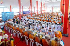 ภาพ No.234540:วันพฤหัสบดีที่ 24 กรกฎาคม พ.ศ. 2568 พิธีถวายสังฆทานแก่คณะสงฆ์ 323 วัด , พิธีมอบกองทุนหนุนแรงใจช่วยครูใต้ , พิธีทำบุญส่วนกุศลแด่ผู้วายชนม์ ในเหตุการณ์ความไม่สงบ 4 จังหวัด ชายแดนภาคใต้ (ปัตตานี , ยะลา , นราธิวาส , สงขลา) ปีที่ 21 ครั้งที่ 179 ณ วัดเวฬุวัน 
