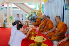 ภาพ No.178439:พิธีทอดกฐิน ณ วัดหนองระเวียง ต.หนองระเวียง อ.พิมาย จ.นครราชสีมา ในโครงการทอดกฐินสามัคคีทั่วไทย 30,000 วัด บูชาธรรม 80 ปี หลวงพ่อธัมมชโย โดยคณะศิษยานุศิษย์วัดพระธรรมกาย วันที่ 13 พฤศจิกายน พ.ศ. 2567