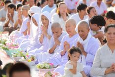 ภาพ No.235201:วันอาทิตย์ที่ 27 กรกฎาคม พ.ศ. 2568 พิธีตักบาตรพระ1,000 รูป ทำบุญเมืองพัทลุง ประธานสงฆ์ พระปริยัติวชิโรดม  เจ้าคณะจังหวัดพัทลุง ประธานฆราวาส นายรัฐศาสตร์ ชิดชู  ผู้ว่าราชการจังหวัดพัทลุง