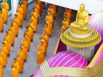 ภาพ No.201300:พระธรรมยาตราปฏิบัติธรรม และถ่ายภาพหมู่ประวัติศาสตร์ ณ อาคารธรรมยาตรา กตัญญูบูชามหาปูชนียาจารย์  ตรงข้ามวัดปากน้ำภาษีเจริญ จ.กรุงเทพมหานคร ในโครงการธรรมยาตรา กตัญญูบูชา มหาปูชนียาจารย์ พระมงคลเทพมุนี(สด จนฺทสโร) พระผู้ปราบมาร อนุสรณ์สถาน 7 แห่ง ปีที่ 13