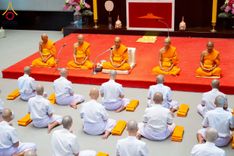 ภาพ No.256225:วันที่ 4 ตุลาคม พ.ศ. 2568 พิธีบรรพชาอุปสมบท  โครงการอุปสมบทหมู่บูชาธรรม 141 ปี  พระมงคลเทพมุนี (สด จนฺทสโร) ณ โบสถ์พระไตรปิฏก วัดพระธรรมกาย จ.ปทุมธานี
