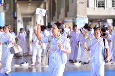 ภาพ No.242799:วันที่ 29-31 สิงหาคม พ.ศ. 2568 องค์กรภาคีเครือข่าย “บวร” (บ้าน-วัด-โรงเรียน-ราชการ) อ.คลองหลวง จัดบวชอุบาสิกาแก้ว ถวายพระราชกุศลแด่สมเด็จพระพันปีหลวง - กตัญญูบูชาแด่ผู้มีพระคุณ