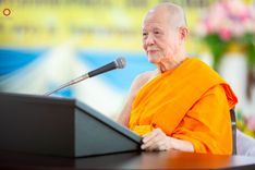 ภาพ No.85029:พิธีเจริญพระพุทธมนต์และพิธีสักการะ รูปเหมือนพระมงคลเทพมุนี (สด จนฺทสโร) ในวันที่ 5 สิงหาคม พ.ศ. 2566 ณ วัดพระธรรมกาย จ.ปทุมธานี เพื่ออัญเชิญประดิษฐาน  ณ วิหารพระมงคลเทพุนี (สด จนฺทสโร) ศูนย์ปฏิบัติธรรมภาคใต้ อ.บางกล่ำ จ.สงขลา