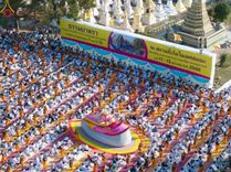 ภาพ No.193384:พิธีต้อนรับพระธรรมยาตรา ณ อนุสรณ์สถาน สถานที่เกิดในเพศสมณะ วัดสองพี่น้อง อำเภอสองพี่น้อง จังหวัดสุพรรณบุรี ในโครงการธรรมยาตรา กตัญญูบูชา มหาปูชนียาจารย์ พระมงคลเทพมุนี(สด จนฺทสโร) พระผู้ปราบมาร อนุสรณ์สถาน 7 แห่ง ปีที่ 13 วันที่ 11 มกราคม พ.ศ. 2568