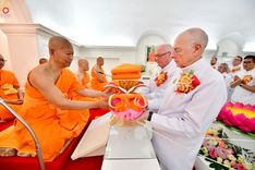 ภาพ No.257376:วันที่ 11 ตุลาคม พ.ศ. 2568 พิธีทอดกฐินสามัคคี  เพื่องานเผยแผ่พระพุทธศาสนา วิชชาธรรมกายสู่ชาวท้องถิ่น ณ วัดพระธรรมกายคอร์ซัวร์ ลุสท์สโกว  ประเทศเดนมาร์ก 