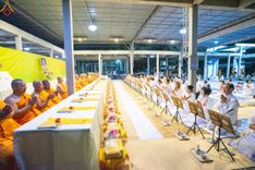 ภาพ No.188897:พิธีถวายภัตตาหารเป็นสังฆทาน แด่พระธรรมยาตรา ในโครงการธรรมยาตรา กตัญญูบูชา มหาปูชนียาจารย์ พระมงคลเทพมุนี(สด จนฺทสโร) พระผู้ปราบมาร ปีที่ 13 ณ อนุสรณ์สถานมหาวิหารพระมงคลเทพมุนี (โลตัสแลนด์) อ.สองพี่น้อง จ.สุพรรณบุรี วันที่ 4 มกราคม พ.ศ.2568