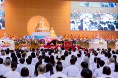 ภาพ No.243719:วันอาทิตย์ที่ 7 กันยายน พ.ศ. 2568 พิธีบูชาครูผู้ค้นพบวิชชาธรรมกาย , พิธีบูชาข้าวพระ ณ สภาธรรมกายสากล วัดพระธรรมกาย