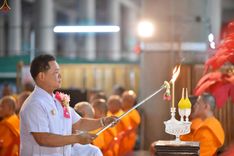 ภาพ No.246563:วันที่ 14 กันยายน พ.ศ. 2568 พิธีตักบาตรฉลองพระใหม่ ในโครงการอุปสมบทหมู่บูชาธรรม ครบรอบ108ปี วันครูผู้ค้นพบวิชชาธรรมกาย ณ วิหารคด วัดพระธรรมกาย