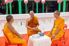ภาพ No.231201:วันพฤหัสบดีที่ 3 กรกฏาคม พ.ศ. 2568 พิธีมุทิตาสักการะพระภิกษุนาคหลวง พระมหาพนาวัฒน์ ธมฺมนฺตคามี (จันทร์เผือก) เปรียญธรรม ๙ ประโยค ณ วัดพระธรรมกาย ปทุมธานี