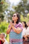 ภาพ No.255496:วันที่ 13 ตุลาคม พ.ศ. 2568 พิธีบรรจุพระบรมสารีริกธาตุ ผูกผ้า 7 สี เพื่อความเป็นสิริมงคล  และ ยกช่อฟ้า ประดิษฐานบนหลังคาอุโบสถวัดทุ่งเจริญธรรม ถวายบูชาธรรม 81 ปี หลวงพ่อธัมมชโย โดยคณะศิษยานุศิษย์ ณ วัดทุ่งเจริญธรรม อ.อมก๋อย จ.เชียงใหม่