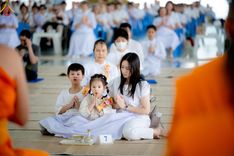 ภาพ No.174660:พิธีถวายภัตตาหารเมนูสวรรค์ เพื่อการบรรลุธรรม ณ หอฉันคุณยายอาจารย์ฯ วัดพระธรรมกาย วันที่ 23 พฤศจิกายน พ.ศ. 2567