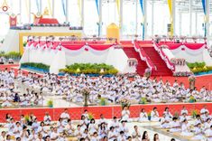 ภาพ No.243706:วันอาทิตย์ที่ 7 กันยายน พ.ศ. 2568 พิธีบูชาครูผู้ค้นพบวิชชาธรรมกาย , พิธีบูชาข้าวพระ ณ สภาธรรมกายสากล วัดพระธรรมกาย